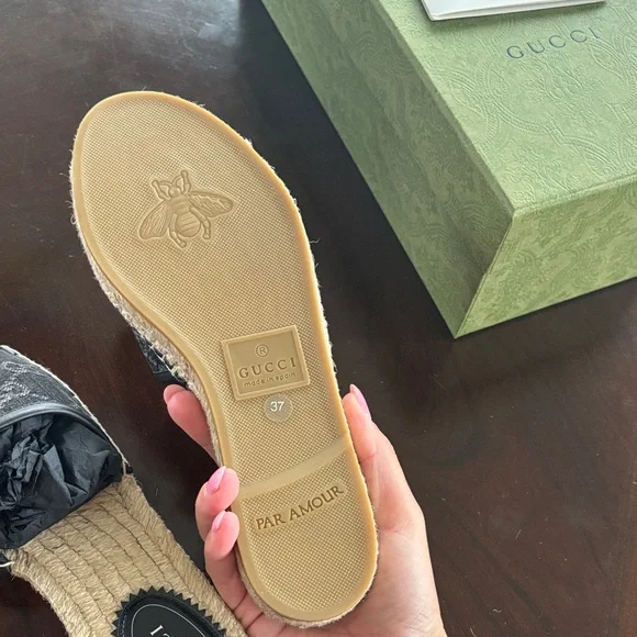 Gucci Women's Black Espadrille Sandals - Picture 4 of 5